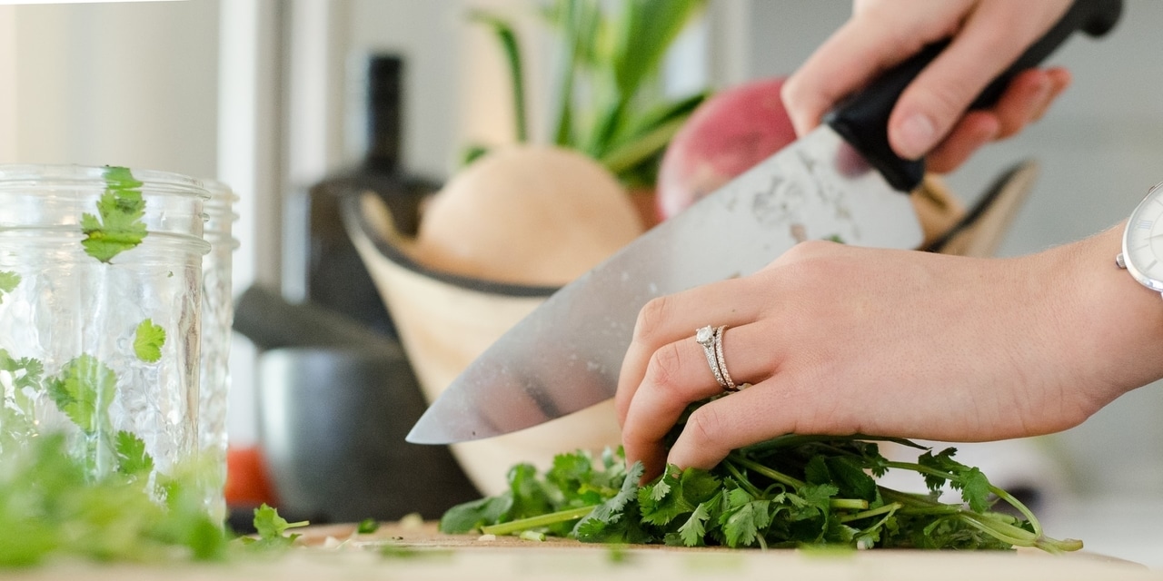 How to Start a Food Blog & Make Money Online Step by Step?
